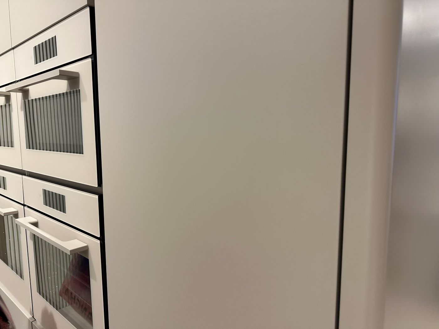 Électroménager ton sur ton avec les façades de cuisine — EuroCucina 2026