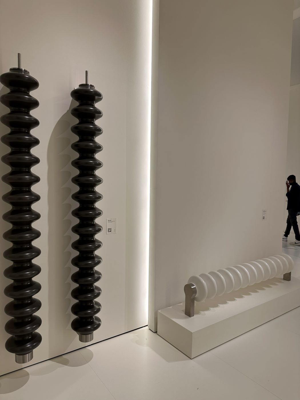 Radiateur Tubes — sculpture fonctionnelle Salone del Mobile 2026